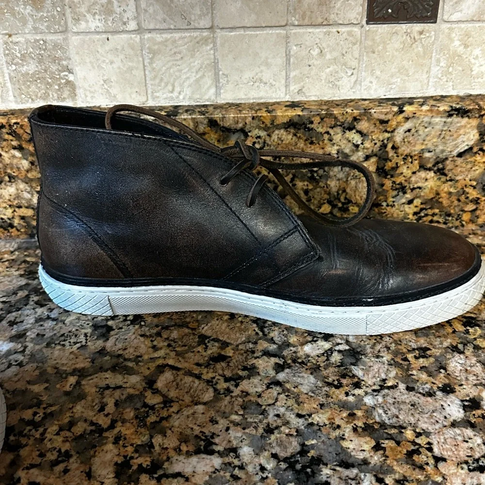 FRYE Mens Distressed Chukka Boots Sz 9.5 Brown Leather Ankle‎ Boot